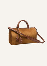 Load image into Gallery viewer, AW25 VARSOVIA BAG SUEDE CAMEL