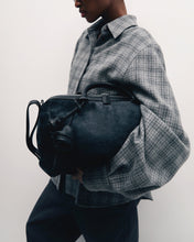 Load image into Gallery viewer, Varsovia bag in grey suede
