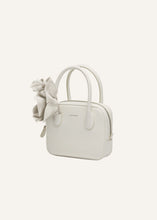 Load image into Gallery viewer, SS24 BRIGITTE BAG CREAM SQUARE