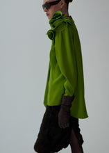 Load image into Gallery viewer, AW24 BLOUSE 04 GREEN
