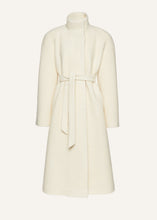 Load image into Gallery viewer, AW24 COAT 04 CREAM
