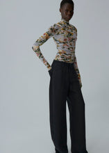 Load image into Gallery viewer, AW25 BLOUSE 06 CREAM PRINT
