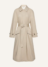 Load image into Gallery viewer, AW25 COAT 04 BEIGE
