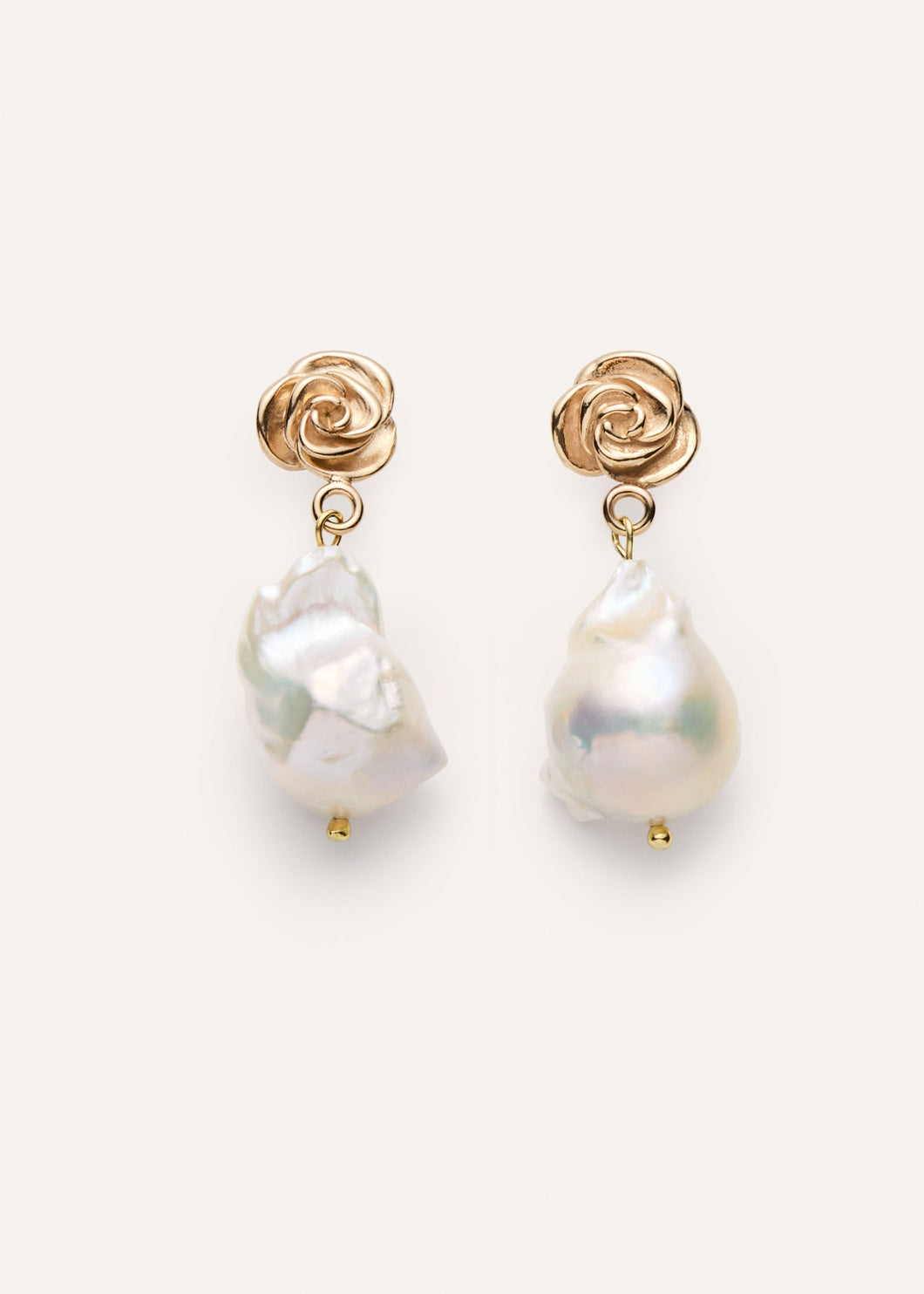 AW25 EARRINGS 09 GOLD