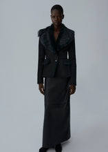 Load image into Gallery viewer, Fur-collar shearling jacket in black
