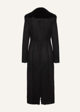 Load image into Gallery viewer, Longline shearling coat in black
