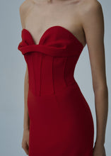 Load image into Gallery viewer, Bustier gown in red
