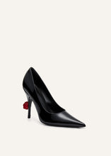 Load image into Gallery viewer, Rose detail pumps in black
