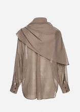 Load image into Gallery viewer, Classic oversized shirt in brown
