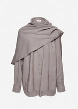 Load image into Gallery viewer, Classic oversized shirt in grey
