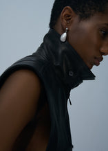 Load image into Gallery viewer, PF25 EARRINGS 17 RHODIUM
