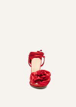 Load image into Gallery viewer, PF25 FLOWER SHOES SATIN RED 105
