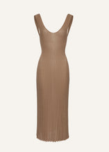 Load image into Gallery viewer, RE25 KNITWEAR 15 DRESS BROWN
