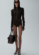 Load image into Gallery viewer, RE25 KNITWEAR 19 SHORTS BROWN

