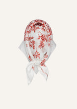 Load image into Gallery viewer, RE25 SCARF 05 WHITE PRINT
