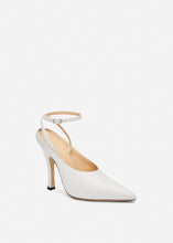 Load image into Gallery viewer, RE26 ANKLE STRAP PUMPS WHITE LEATHER
