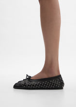 Load image into Gallery viewer, RE26 BALLET FLATS BLACK LEATHER WITH STUDS
