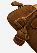 Load image into Gallery viewer, RE26 BRIGITTE TRAPEZE SUEDE LIGHT BROWN
