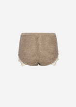 Load image into Gallery viewer, RE26 KNITWEAR 03 SHORTS BEIGE

