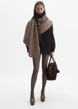 Load image into Gallery viewer, RE26 KNITWEAR 10 PONCHO BEIGE
