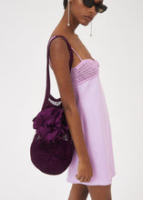 Load image into Gallery viewer, Medium Devana bag in aubergine
