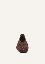 Load image into Gallery viewer, SS25 BALLET FLATS CROCHET BROWN

