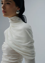 Load image into Gallery viewer, SS25 BLOUSE 02 CREAM
