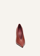 Load image into Gallery viewer, SS25 PUMPS LEATHER COGNAC
