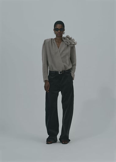 PF25 BLOUSE 01 BROWN