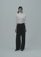 Load and play video in Gallery viewer, SS25 BLOUSE 02 CREAM
