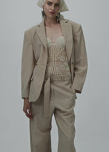 Load and play video in Gallery viewer, Wool hourglass blazer in beige
