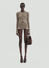 Load and play video in Gallery viewer, RE26 KNITWEAR 03 SHORTS BEIGE
