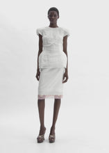 Load and play video in Gallery viewer, RE26 BLOUSE 10 WHITE
